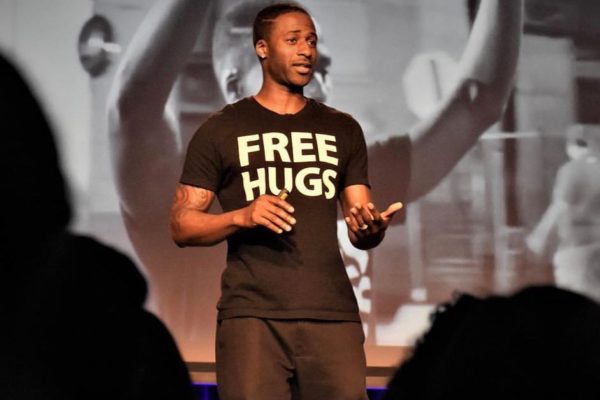 Ken Nwadike Jr - Free Hugs Project